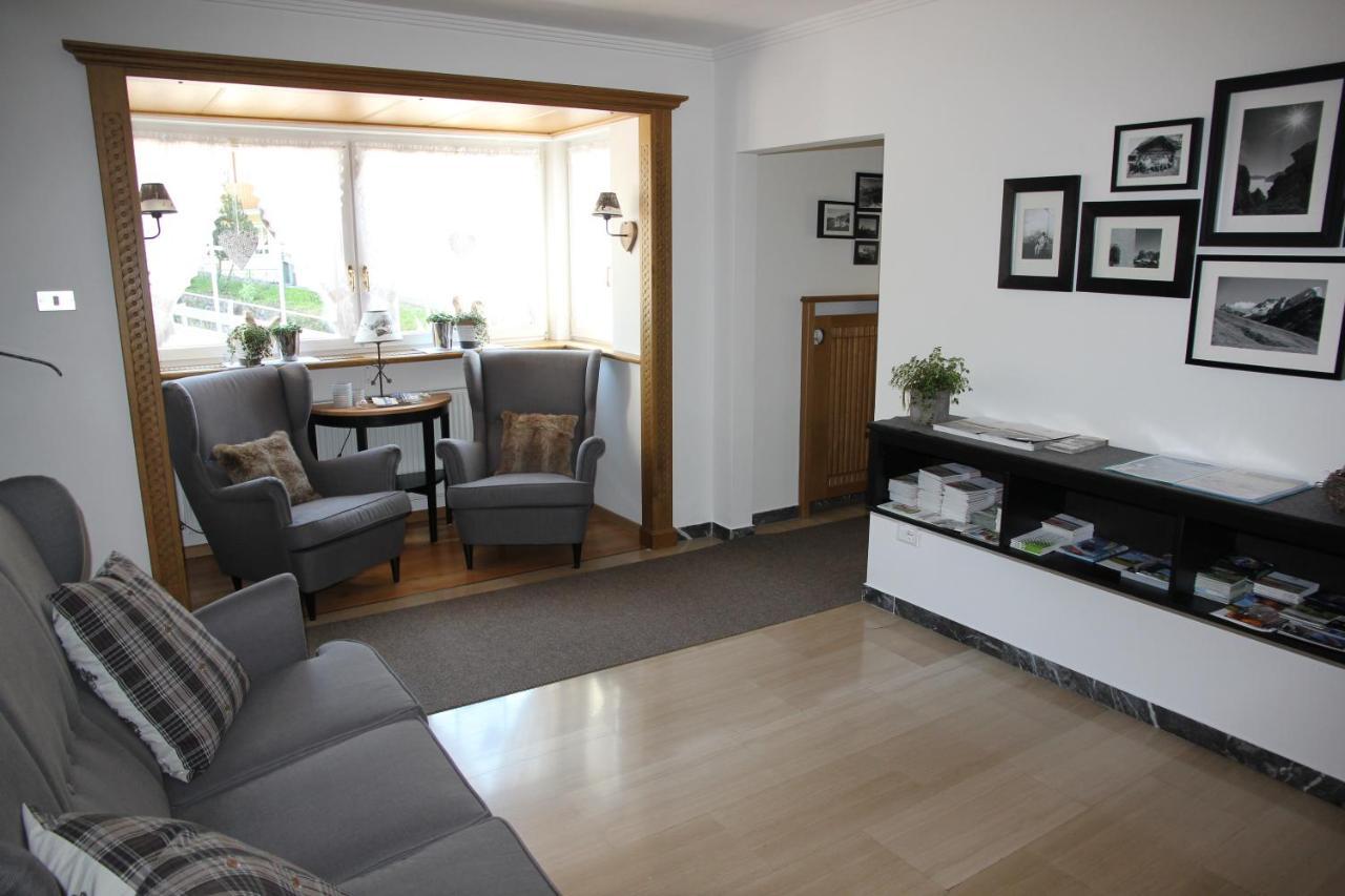 Garni Hotel Max Santa Cristina Val Gardena 외부 사진
