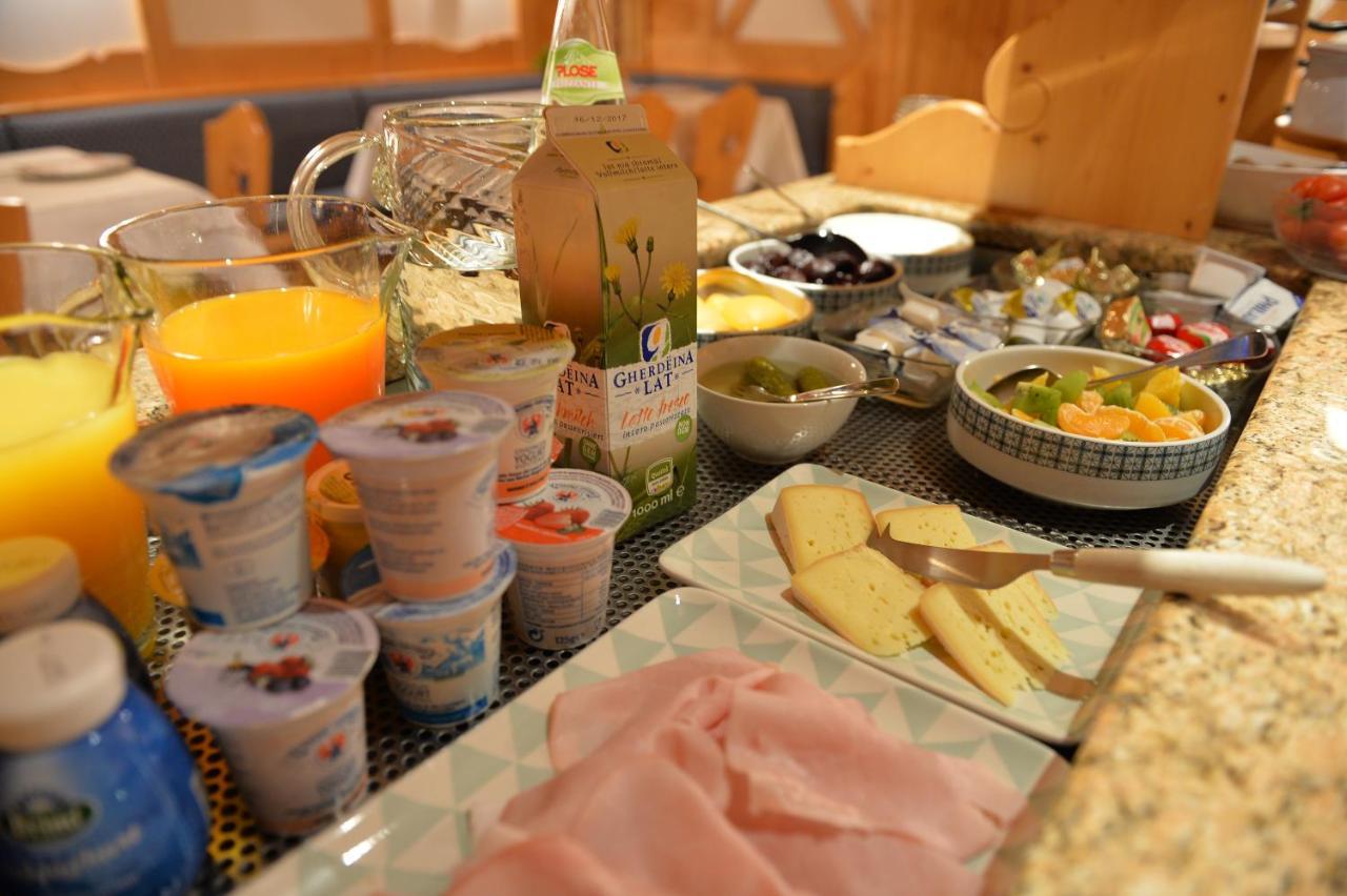 Garni Hotel Max Santa Cristina Val Gardena 외부 사진