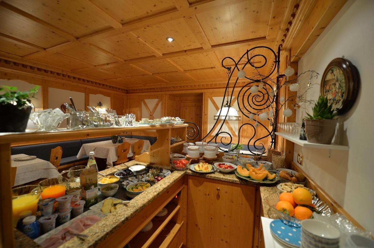 Garni Hotel Max Santa Cristina Val Gardena 외부 사진